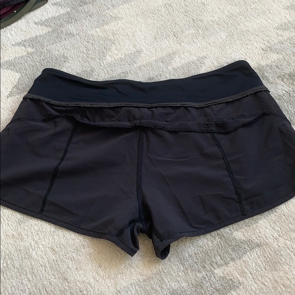 Reflective Dot Speed Up Short 2.5” 8 - Picture 5 of 6